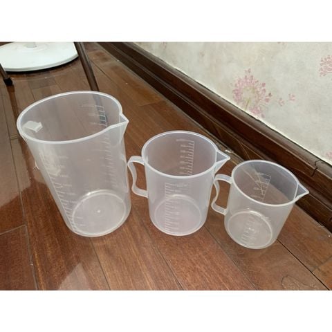 Giá sỉ Ca cốc ly đong nhựa đinh lượng pha chế chia vạch 500ml - 1000ml-2000ml ( bền, đẹp)
