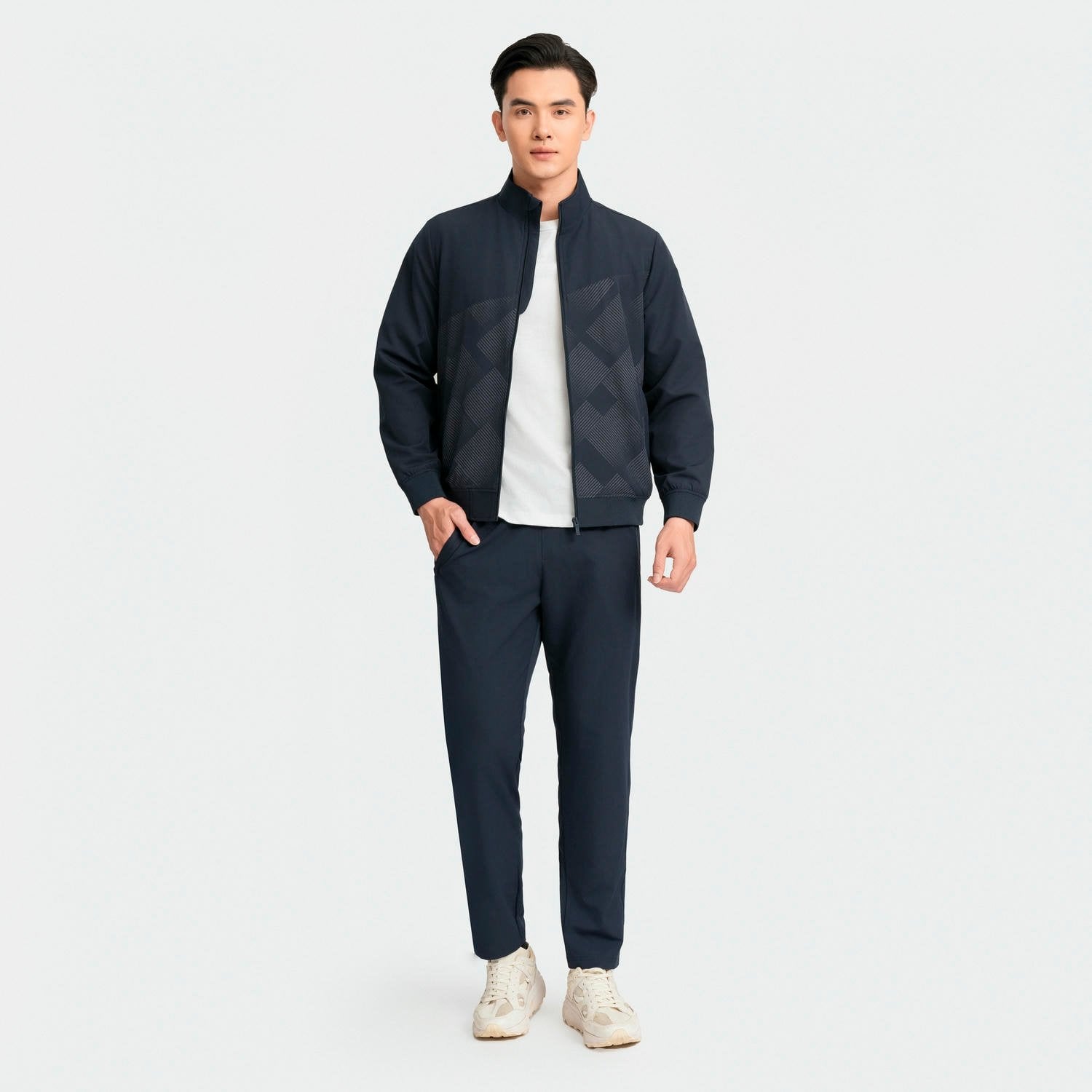 Bộ đồ gió Nam áo và quần Aristino Regular Fit AJS005BZ