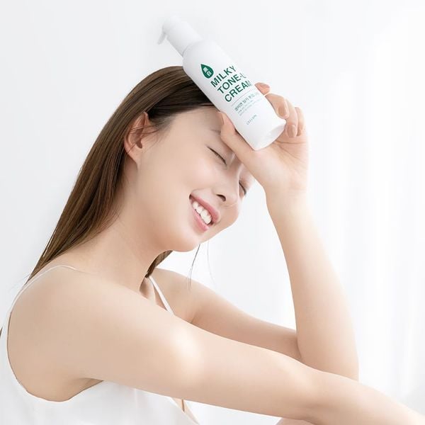 KEM NÂNG TONE & DƯỠNG TRẮNG MILKY TONE UP
