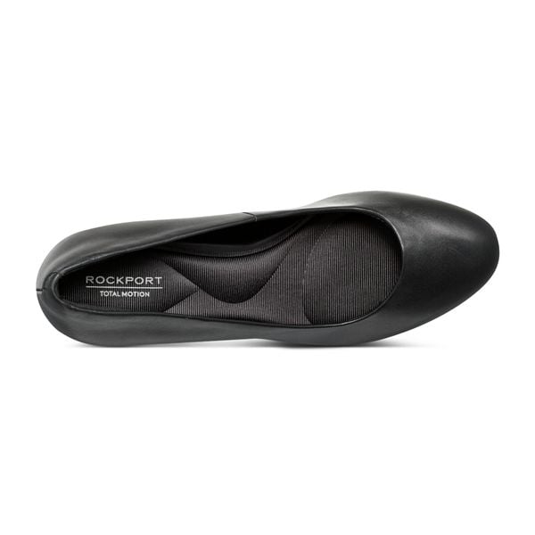 Rockport Total Motion Carmen Platform Plain Pump