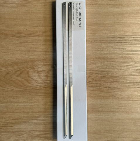 Dao cắt Lectra Q80, kích thước 365 x 8.5 x 2.4mm