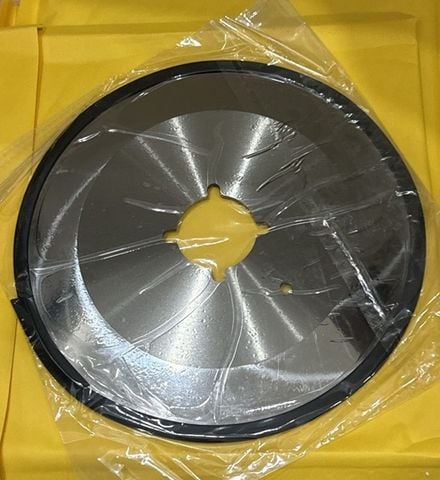 Dao tròn kích thước D200 x 40 x 2.2mm