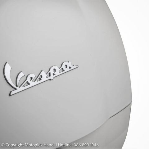 Thùng Đồ 36L Vespa GTS &Vespa GTV - White Innocenza B04 - CM273378 chính hãng tại Motoplex Hanoi
