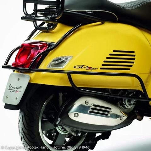 Khung Bảo Vệ Thân Sau màu Đen Vespa GTS & Vespa GTV (2014-2019) - VN1B000703 chính hãng tại Motoplex Hanoi