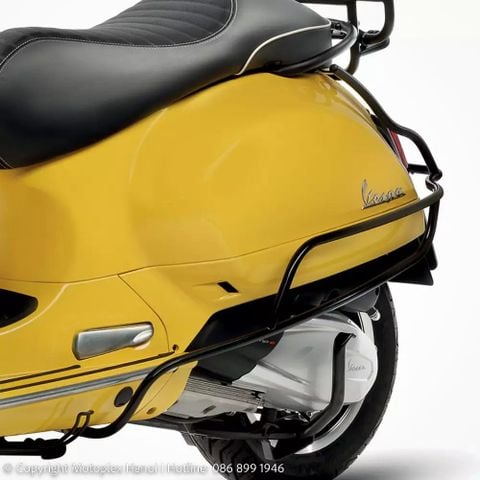 Khung Bảo Vệ Thân Sau màu Đen Vespa GTS & Vespa GTV (2014-2019) - VN1B000703 chính hãng tại Motoplex Hanoi