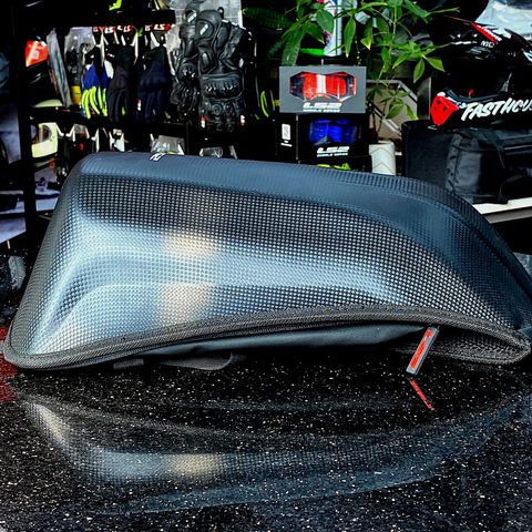 Balo LS2 Carbon 50L chính hãng tại FMG Superstore