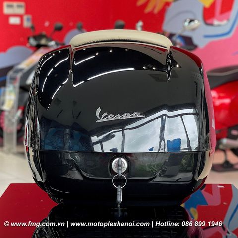 Thùng Đồ 36L Vespa GTS & Vespa GTV - Black Vulcano 98/A - CM273324 chính hãng tại Motoplex Hanoi | FMG.COM.VN