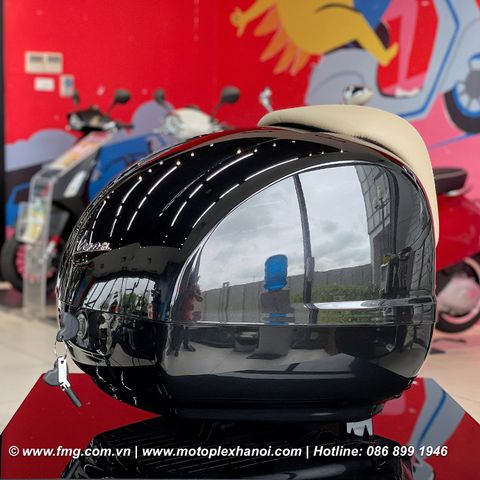 Thùng Đồ 36L Vespa GTS & Vespa GTV - Black Vulcano 98/A - CM273324 chính hãng tại Motoplex Hanoi | FMG.COM.VN