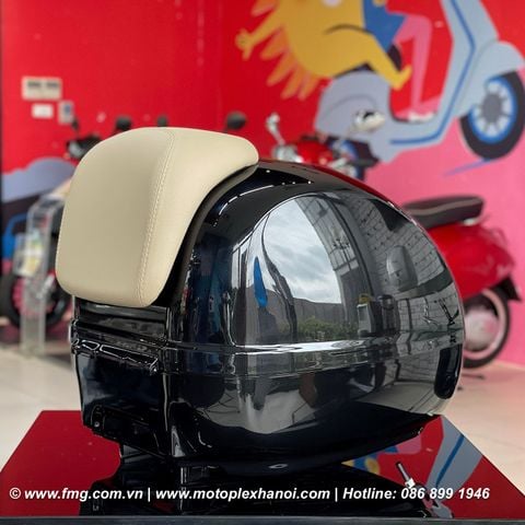 Thùng Đồ 36L Vespa GTS & Vespa GTV - Black Vulcano 98/A - CM273324 chính hãng tại Motoplex Hanoi | FMG.COM.VN