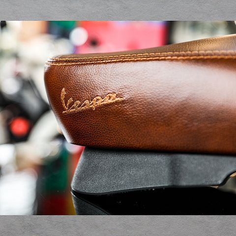 Bộ Yên Đôi cho Vespa GTS & Vespa GTV - 624966 chính hãng tại Motoplex Hanoi