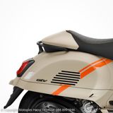 Ốp Yên Solo Vespa GTV Chính Hãng màu BEIGE AVVOLGENTE