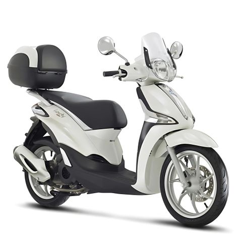 Kính Chắn Gió Trong Suốt Piaggio Liberty - 1B002644 chính hãng tại FMG Mobility | Motoplex Hanoi