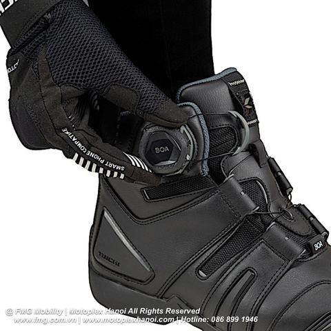 Giày Moto RS Taichi RSS006 Drymaster BOA Riding Shoes chính hãng tại FMG Mobility | FMG Superstore | Motoplex Hanoi