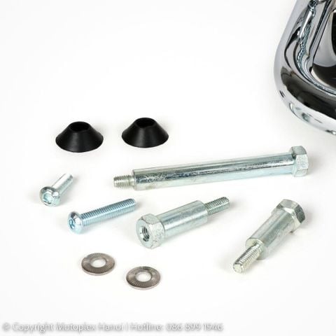 Baga Trước (Giá Đèo Hàng Trước) MY2023 Mạ Chrome Cho Vespa GTS 2023, Vespa GTV Chính Hãng có tại Motoplex Hanoi