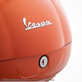 Thùng Đồ 32L Vespa Primavera & Vespa Sprint - Orange Tramonto AX - CM341404 chính hãng tại Motoplex Hanoi