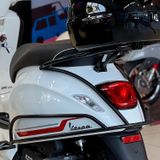 Khung Bảo Vệ Thân Sau Vespa Primavera & Vespa Sprint màu Đen Mờ Chính Hãng tại Motoplex Hanoi | fmg.com.vn