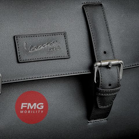 Túi Da Sau Vespa 946 Bunny Cap Cấp 30 Lít - 1B011613 chính hãng tại FMG Mobility | Motoplex Hanoi