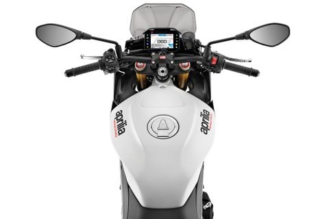 Aprilia Tuono V4 1100 Nhập Khẩu Chính Hãng phân phối tại Motoplex Hanoi