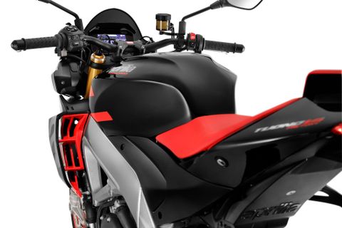 Aprilia Touno V4 Factory Nhập Khẩu Chính Hãng phân phối tại Motoplex Hanoi
