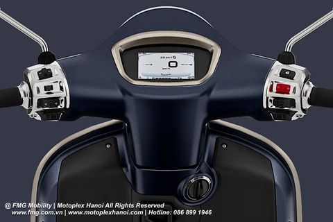 Vespa GTS Super Tech 300 chính hãng tại FMG Mobility Motoplex Hanoi