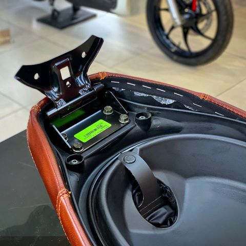 Bộ Yên Đôi cho Vespa GTS & Vespa GTV - 624966 chính hãng tại Motoplex Hanoi