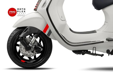 Vespa Sprint S 150 2025 chính hãng tại FMG Mobility | Motoplex Hanoi
