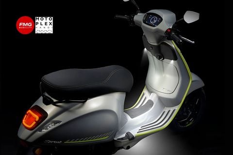 Vespa Sprint Tech 125 2025 chính hãng tại FMG Mobility | Motoplex Hanoi
