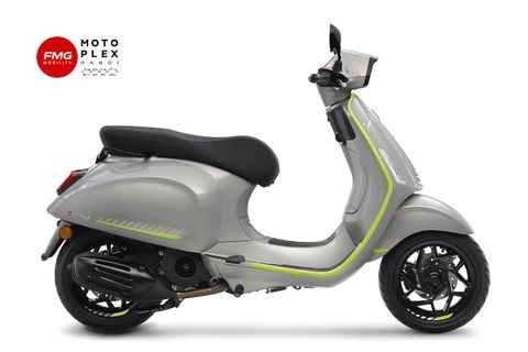 Vespa Sprint Tech 150cc 2025 chính hãng tại FMG Mobility | Motoplex Hanoi