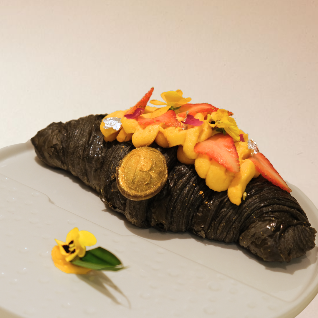  Croissant trứng muối 