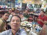  Vua Bếp tặng quà CEO MBBank 