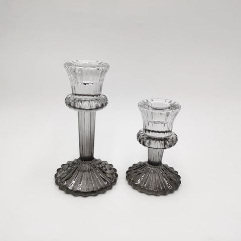 Vertical petal candlestick