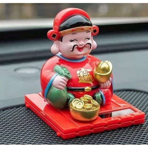  Tượng Thần Tài gật đầu bằng Năng Lượng mang Tài lộc, may mắn 