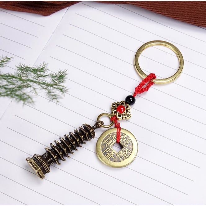  Móc Khoá Tháp Đồng Xu Tài Lộc May Mắn 