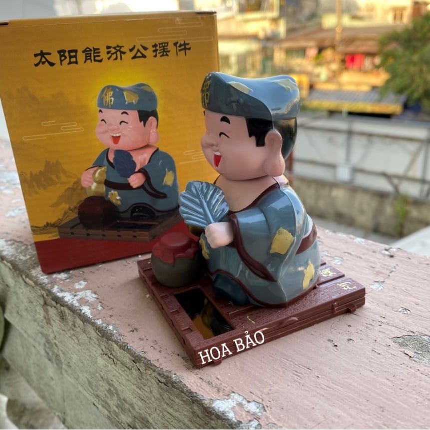  Tượng Tế Công gật đầu cầm quạt May Mắn, Bình An dùng năng lượng 