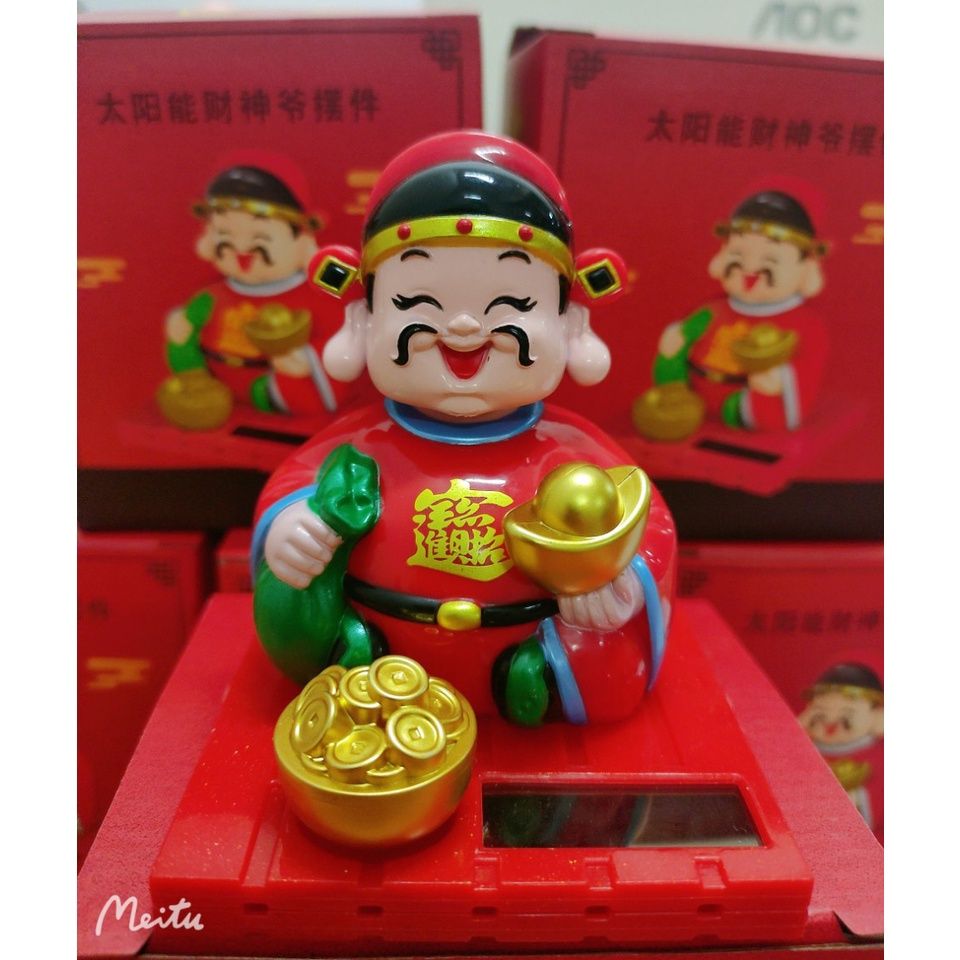  Tượng Thần Tài gật đầu bằng Năng Lượng mang Tài lộc, may mắn 