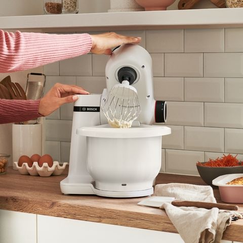 Máy xay trộn đa năng Bosch MUMS2AW00 700W 3.8L 4 tốc độ (trắng)
