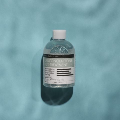  Nước cân bằng tẩy tế bào chết và làm sáng da Derma Factory Gluconolactone 10% Treatment 250ml [GIẢM 50% DATE 12/2025] 