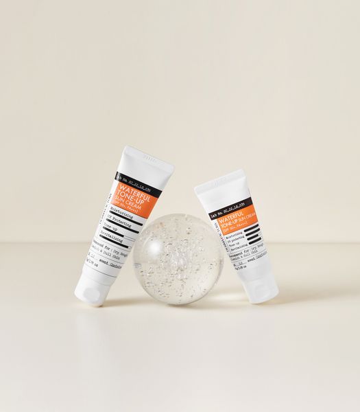 Kem chống nắng nâng tone dưỡng ẩm Derma Factory Waterful Tone Up Sun Cream 30g 