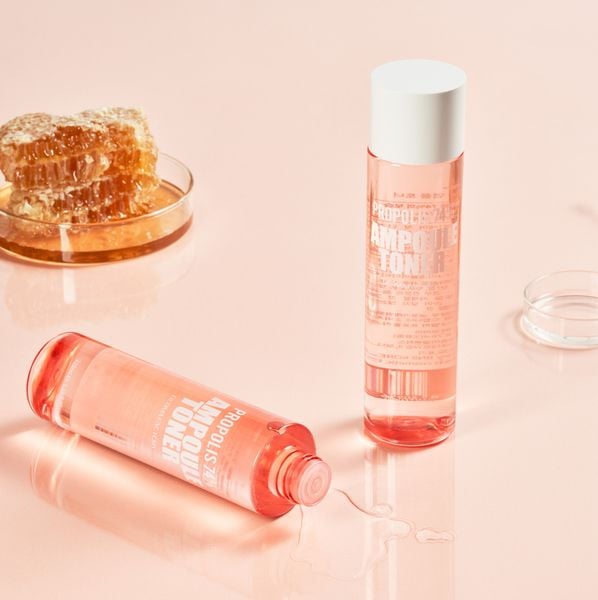  Nước cân bằng huyết thanh Derma Factory Propolis 74% Ampoule Toner 210ml 