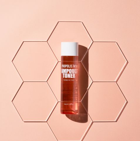  Nước cân bằng huyết thanh Derma Factory Propolis 74% Ampoule Toner 210ml 