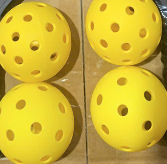 Bóng tập Pickleball Unrex ( Valor)