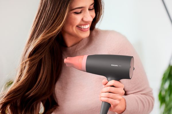 Máy sấy tóc Philips BHD350/10