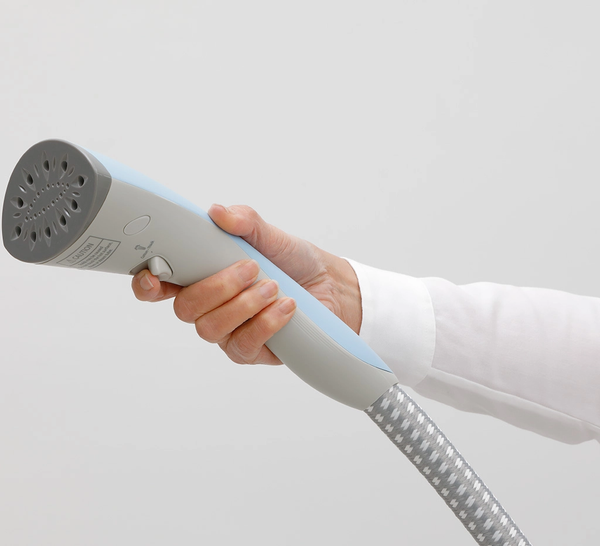 Bàn ủi hơi nước đứng Panasonic NI-GSE050ARA