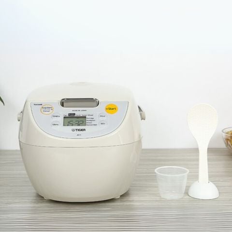 Nồi cơm điện tử TIGER JBV-S18W