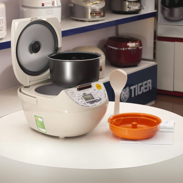 Nồi cơm điện TIGER  JBV-S18W