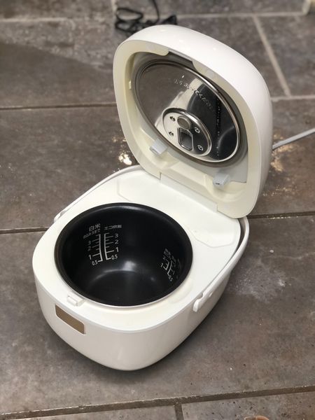 Nồi cơm điện tử Panasonic 1,8 lít SR-DK184WRA