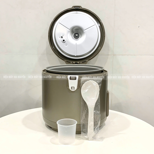 Nồi cơm điện Nhật Bản 1.8 lít Tiger JNP-1800