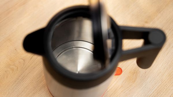 Ấm đun nước Bosch TWK6M480