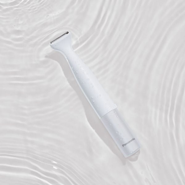Máy cạo tỉa lông bikini Panasonic ES-WV62BH202