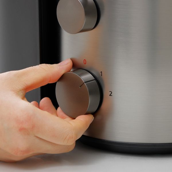 Máy ép trái cây dung tích lớn 2,0 L MJ-CB800SRA